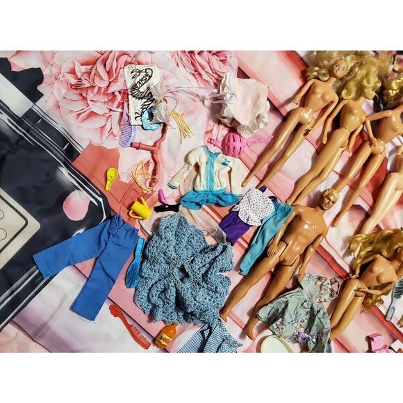 Vintage Barbie lot - Picture 9 of 15